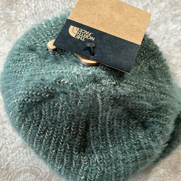 Brand New The North Face Salty Bae Lined Beanie Dark Sage Cuffed Knit Logo Hat - Picture 13 of 14
